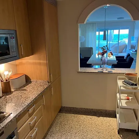 Piso 2 Habitaciones, Salon 2 Bano En Puerto Banus Vista Mar ! Apartment Marbella