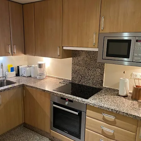 Apartment Piso 2 Habitaciones, Salon 2 Bano En Puerto Banus Vista Mar ! Marbella