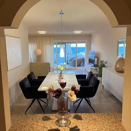 Piso 2 Habitaciones, Salon 2 Bano En Puerto Banus Vista Mar ! Apartment *