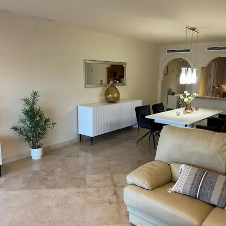 Piso 2 Habitaciones, Salon 2 Bano En Puerto Banus Vista Mar ! Apartment *